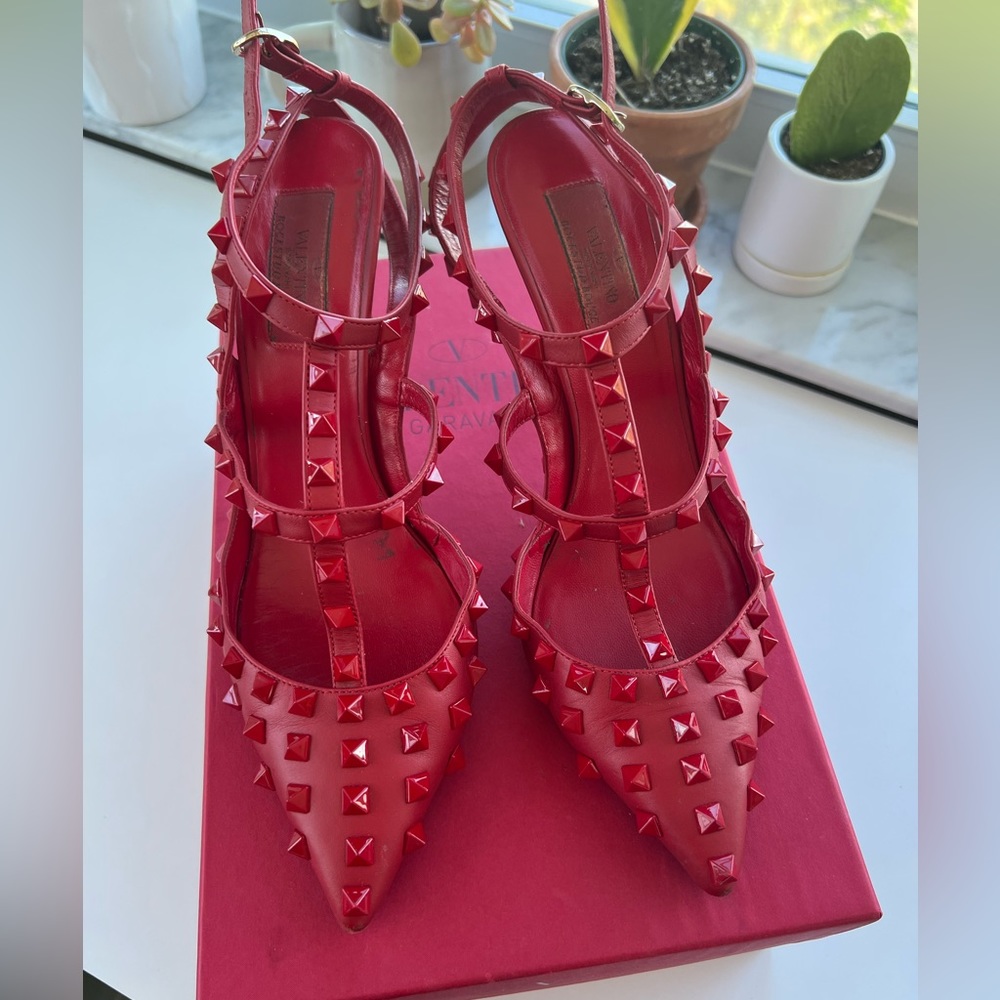 Valentino Red Studded Shoes 39 EU - limited edition